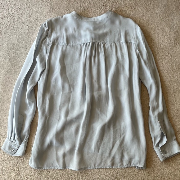 Judith & Charles 100% Silk Pale Blue Utility Blouse 10 - Picture 7 of 11
